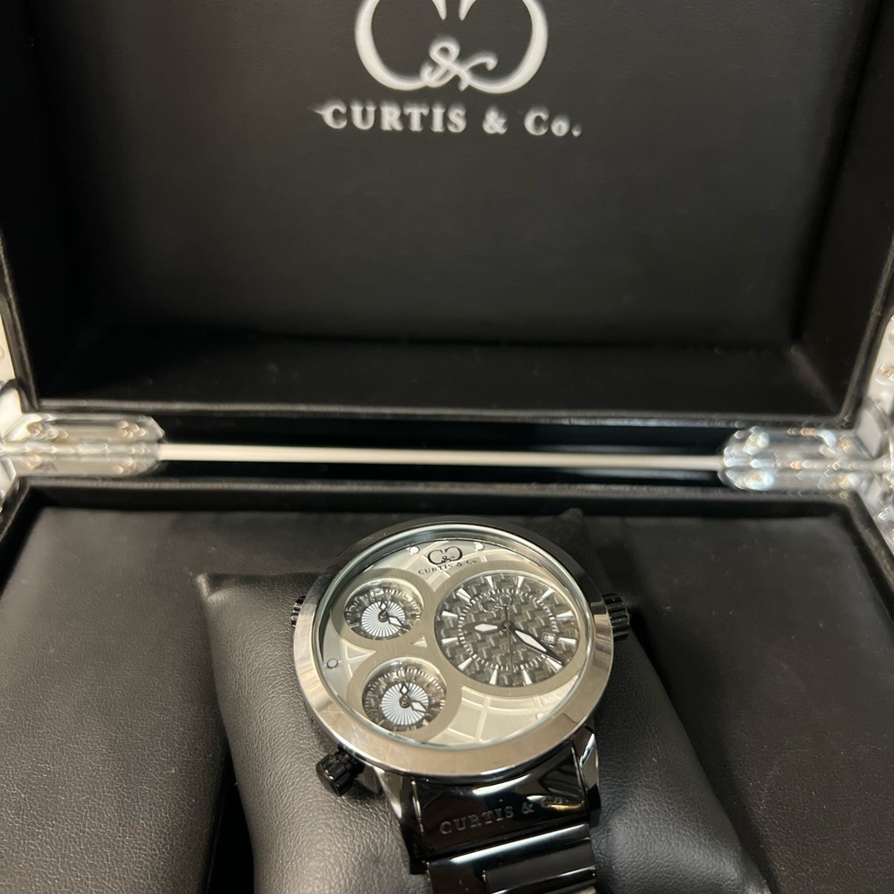 Limited Edition Curtis & Co Watch w/Box! - Picture 3 of 7